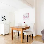 Apartments Berlin Leberstrasse 58