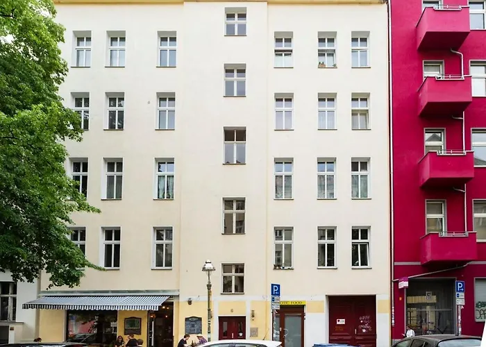 Cosy Three Br Two Bth Plus Ac Plus Self Checkin Plus Street Parking