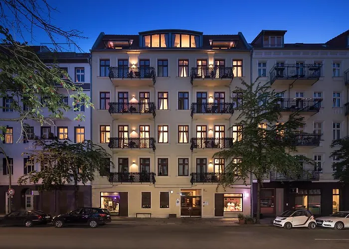 Luxoise Apartments