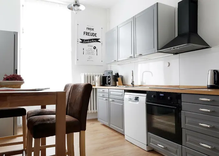 Greif By Rockchair Apartments L Superhost Status L 2 Bedrooms Boxspringbeds In City Center - Cozy Family & Business Flair Welcomes You!