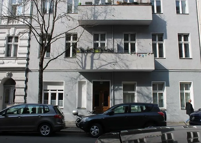 Apartments Berlin Leberstrasse 58