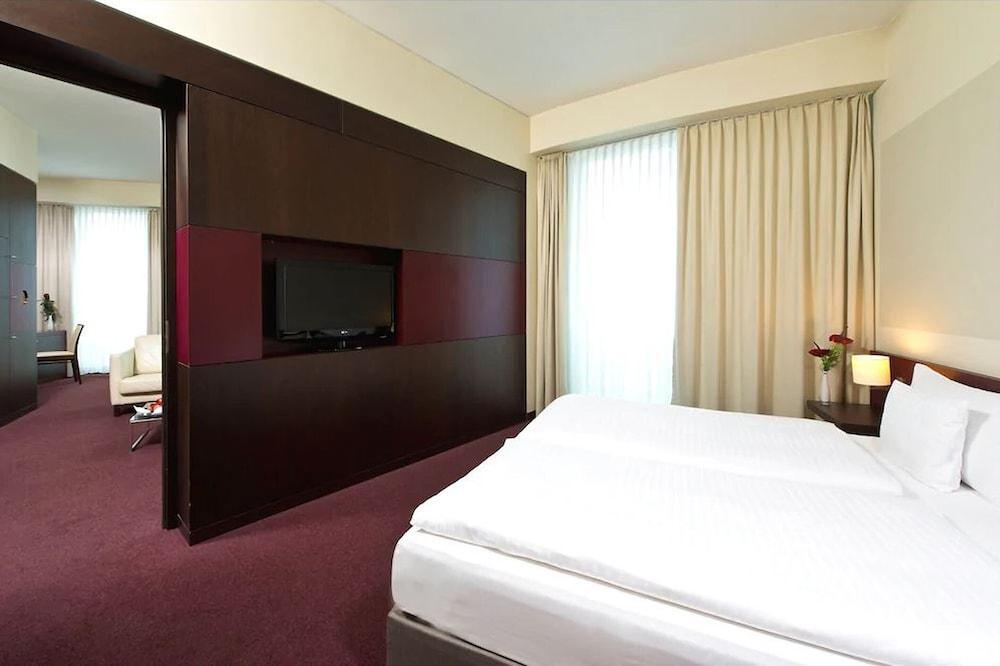 Adrema 4* Berlin