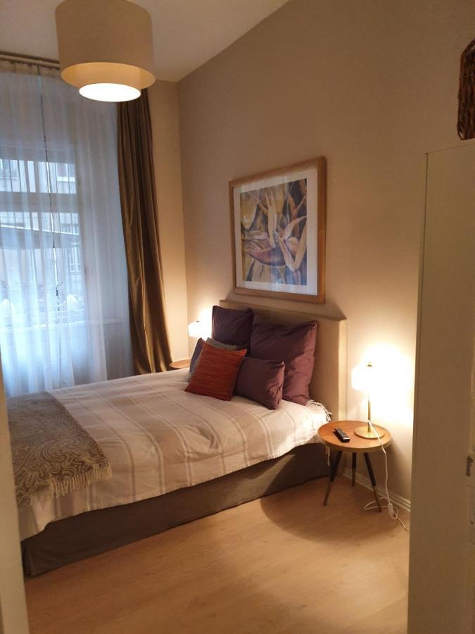 Apartment West