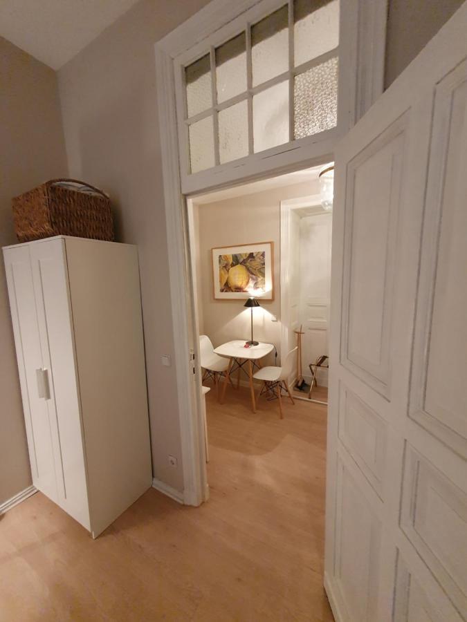 Apartment West Berlin