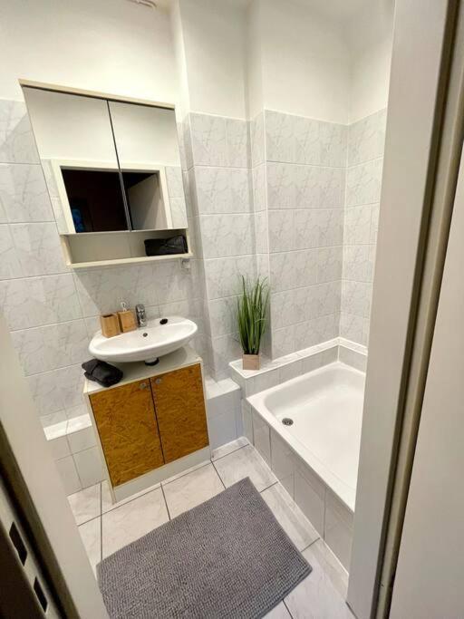 Unique Berlinhouse In Berlin/kopenick Apartment *