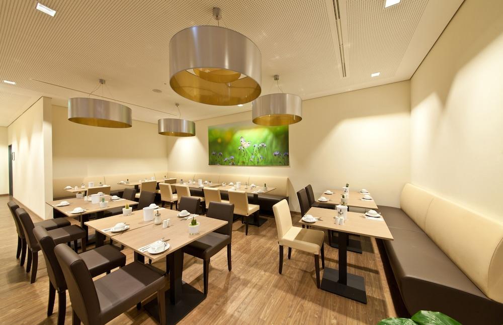 Select Style Hotel