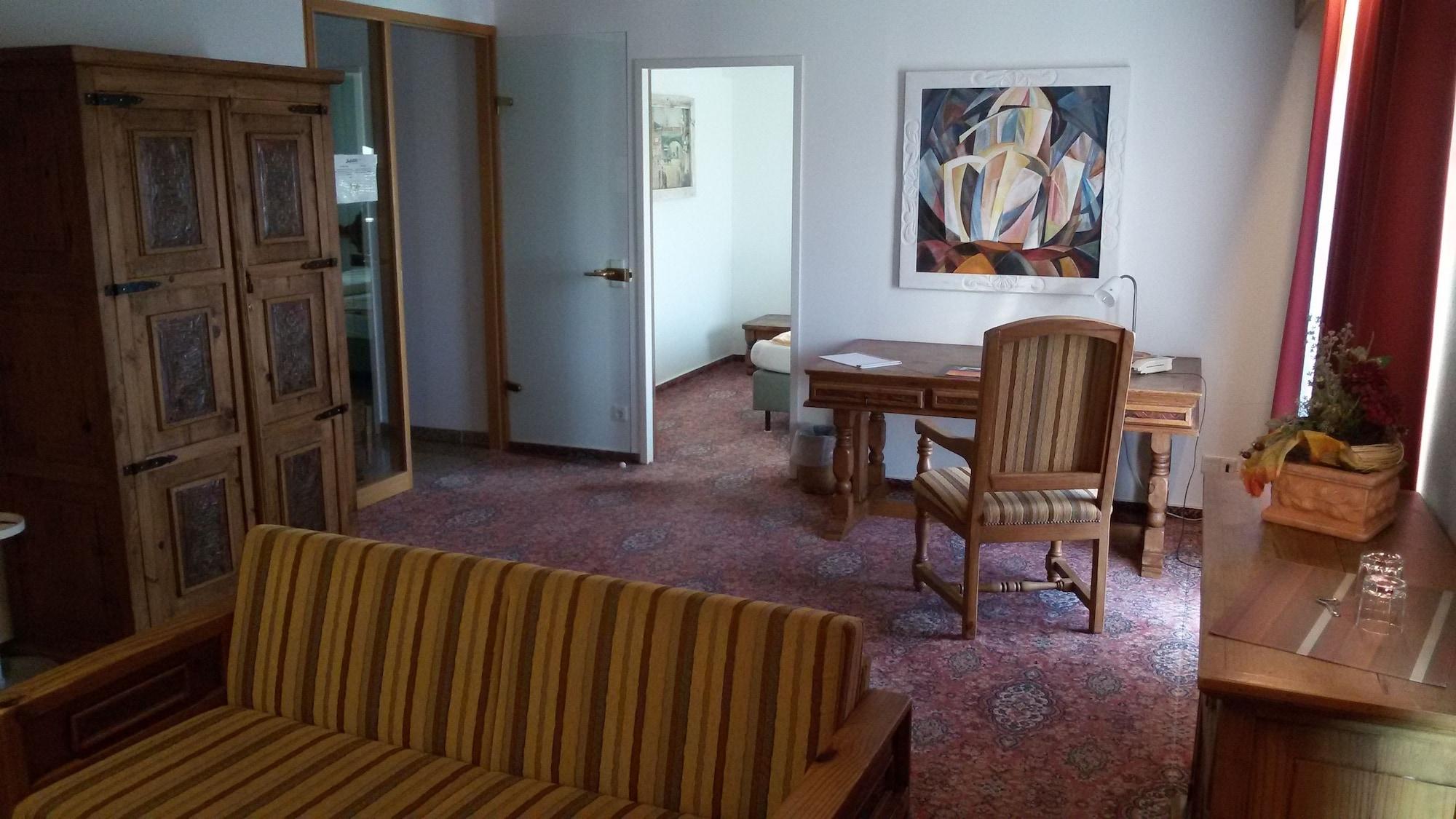 Hotel Solitaire 3*