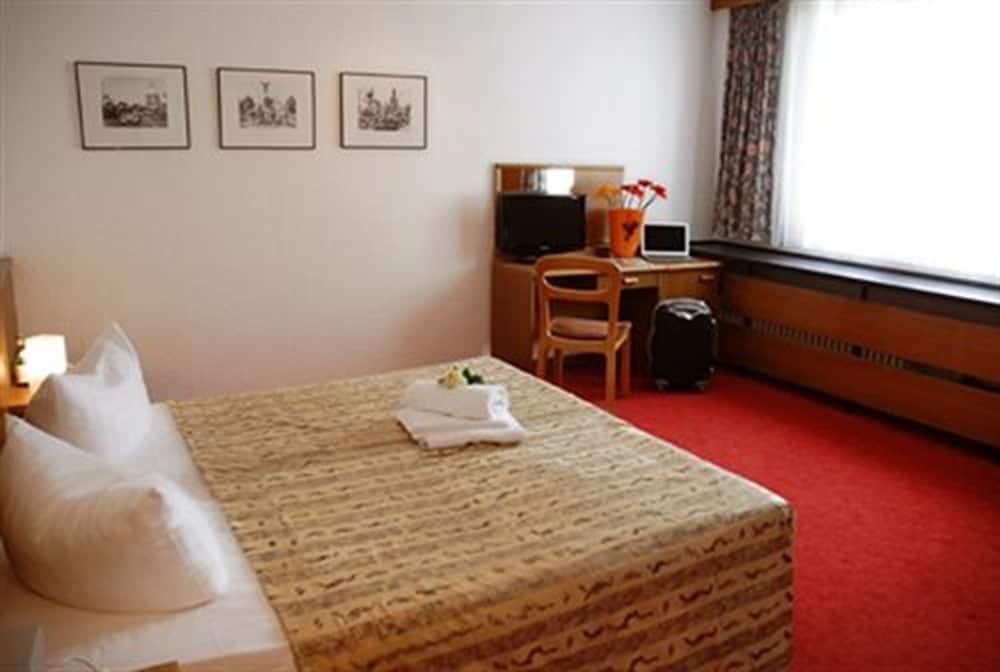 Spreewitz Am Kurfuerstendamm Berlin