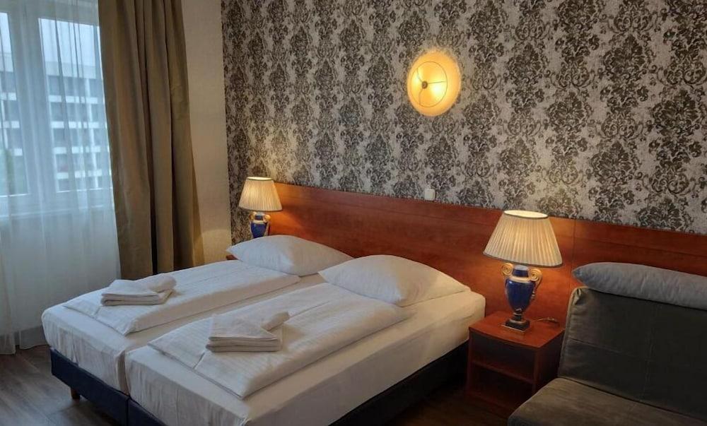 Atrium Charlottenburg 3* Berlin