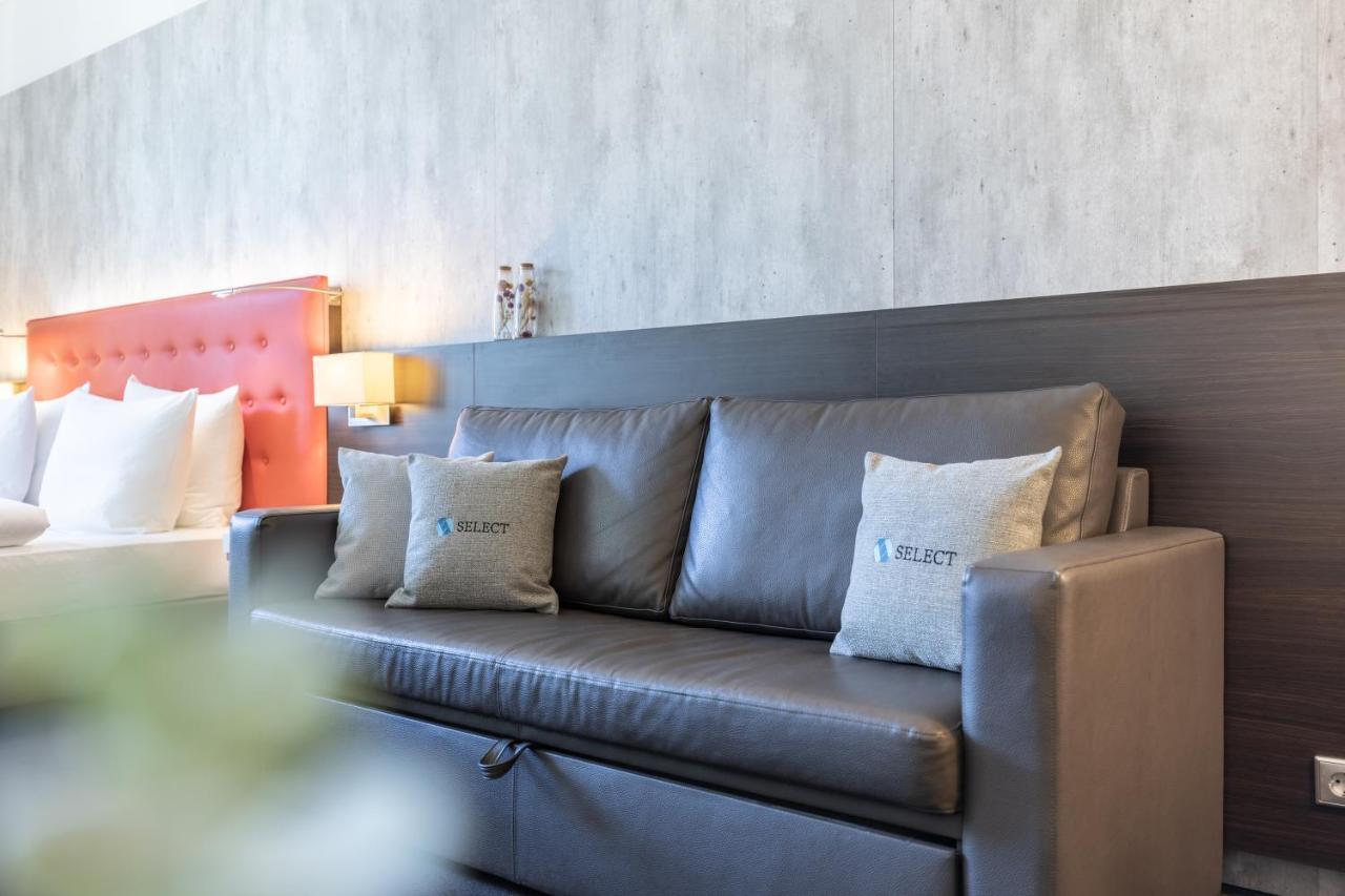 Aparthotel Select The Wall - 4*