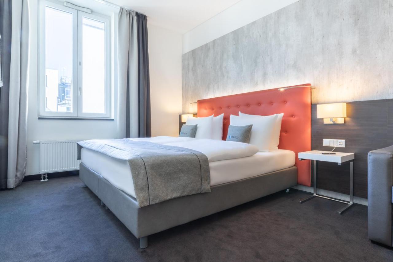 Aparthotel Select The Wall - 4*
