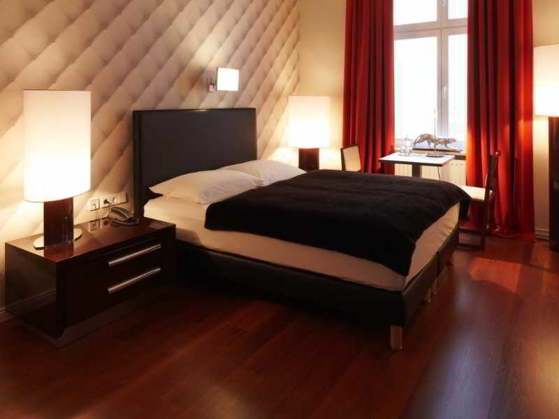 Hotel Adele Am Alex 3*