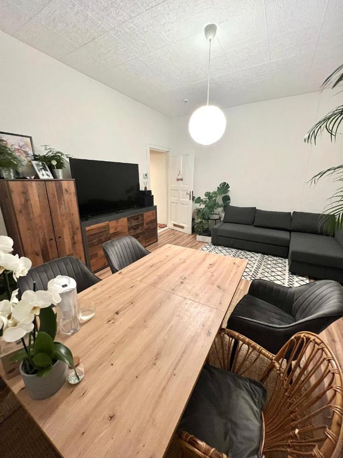 Cosy In Prenzlauer Berg Apartment