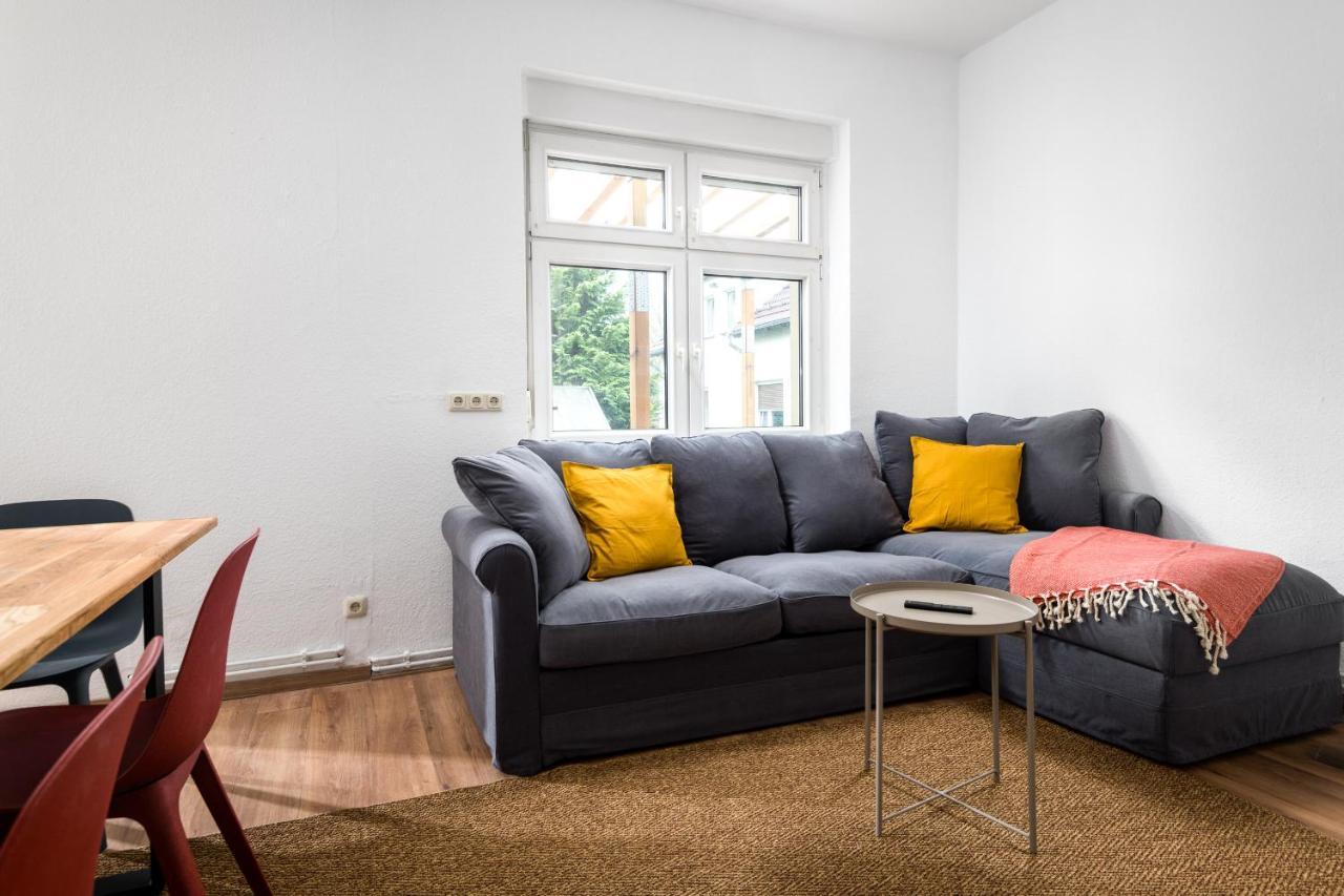 Ruhig Hell Wohnen Im Gruenen In Koepenick Fuesslaeufig Zum Wasser 25min Bis Flughafen Apartment Berlin