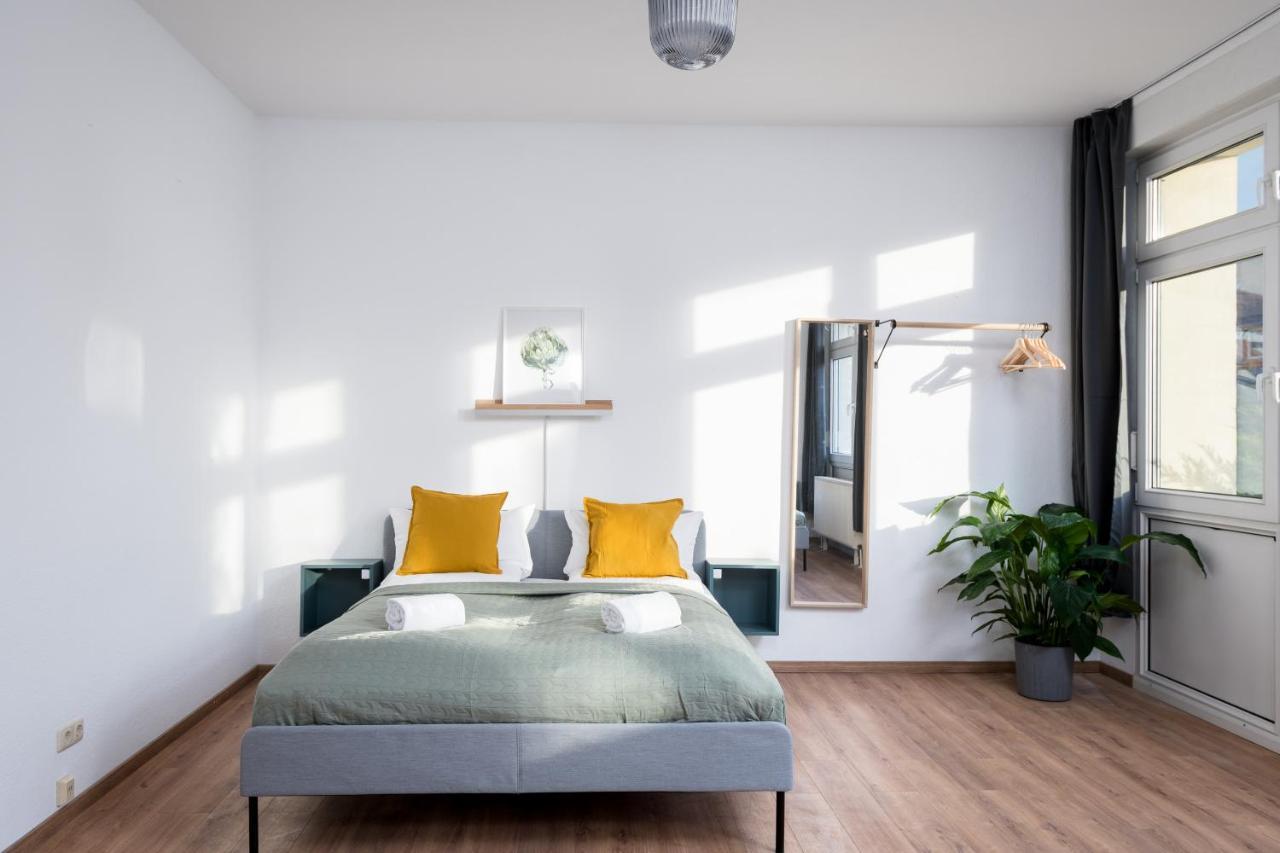 Ruhig Hell Wohnen Im Gruenen In Koepenick Fuesslaeufig Zum Wasser 25min Bis Flughafen Apartment *