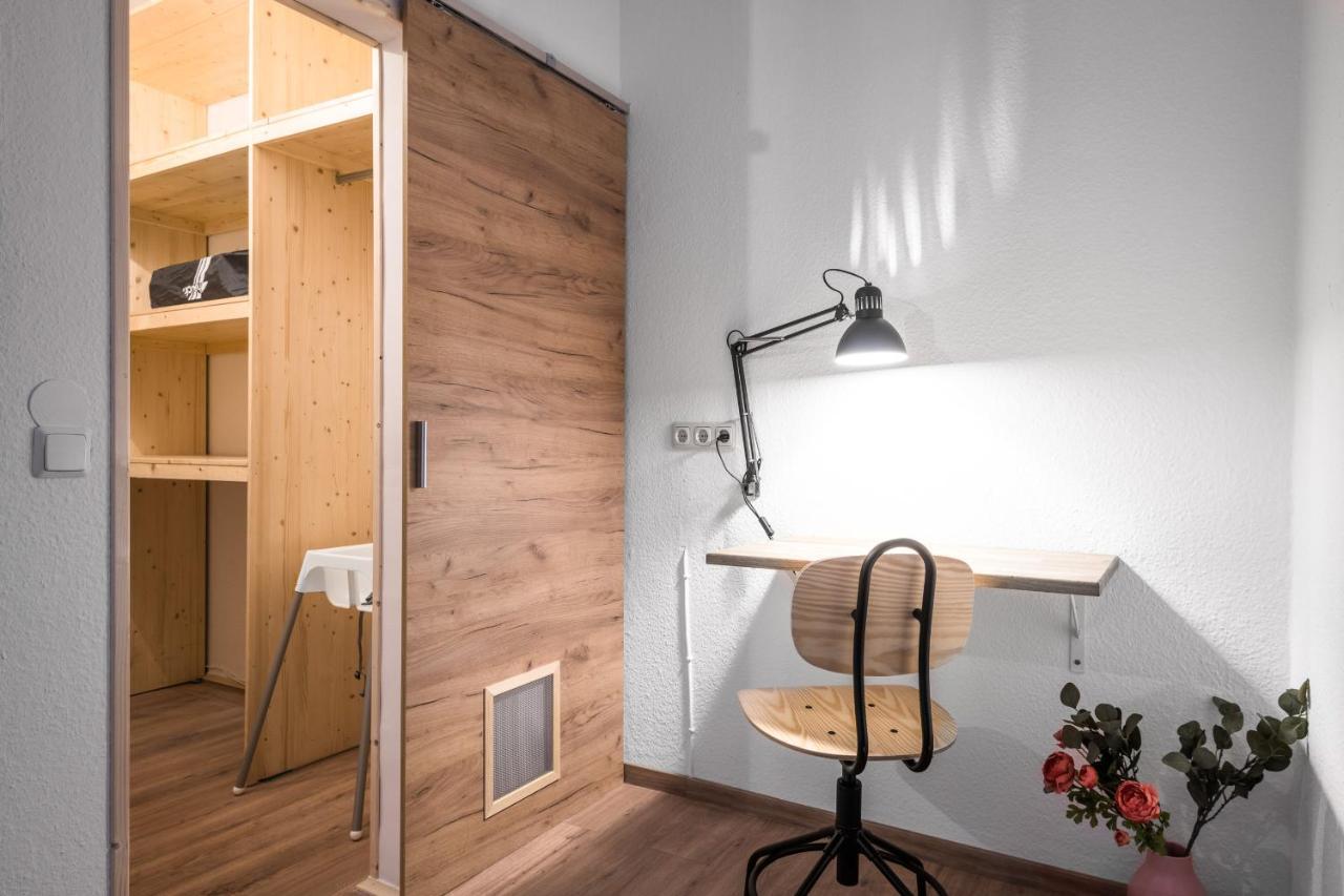 Apartment Ruhig Hell Wohnen Im Gruenen In Koepenick Fuesslaeufig Zum Wasser 25min Bis Flughafen Berlin