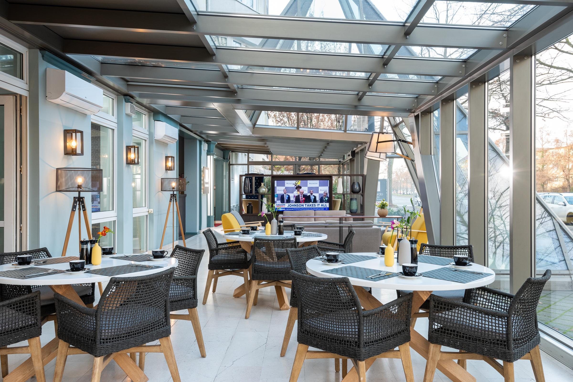 Leonardo Boutique City South Hotel
