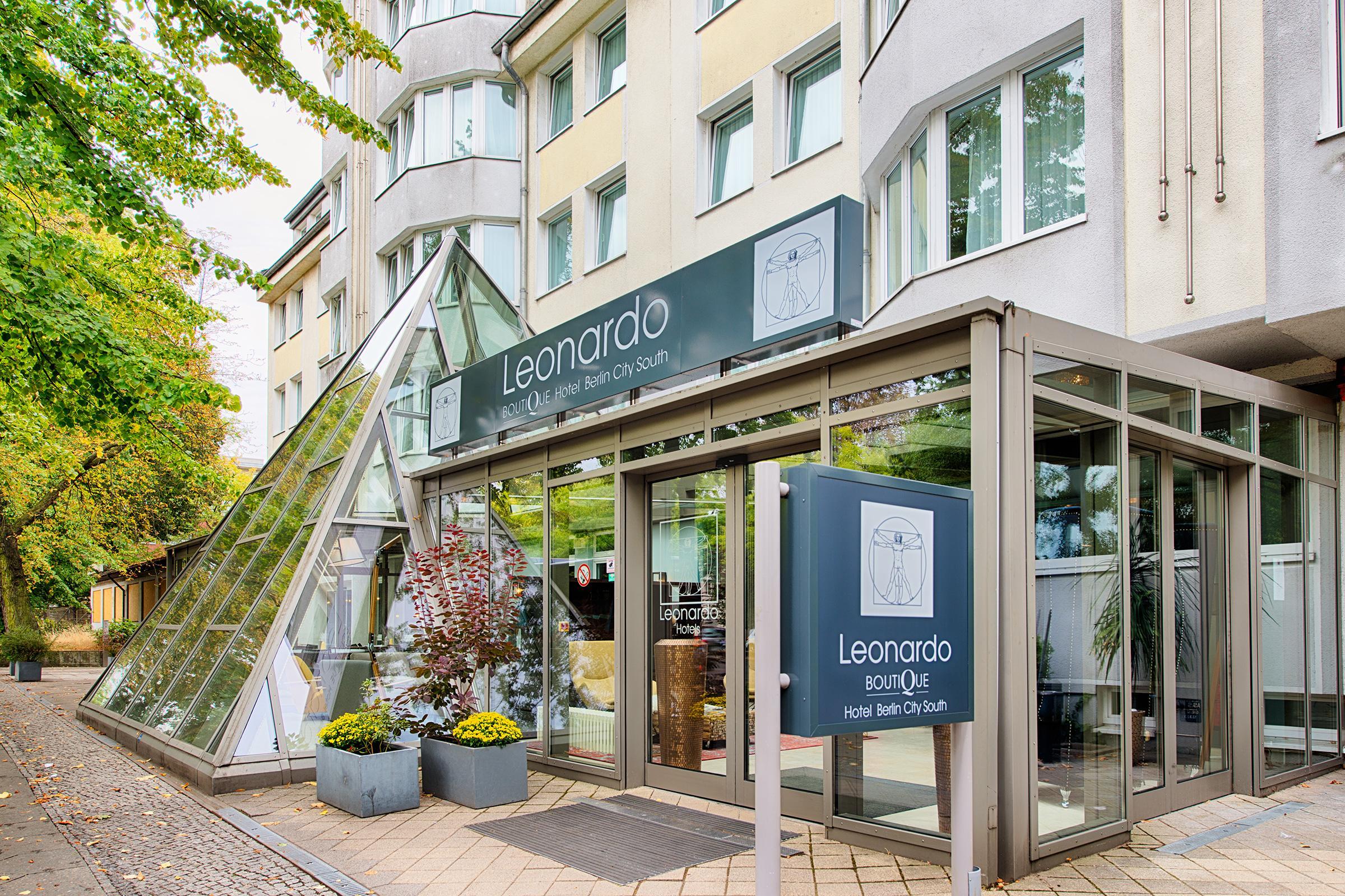 Leonardo Boutique City South 4*