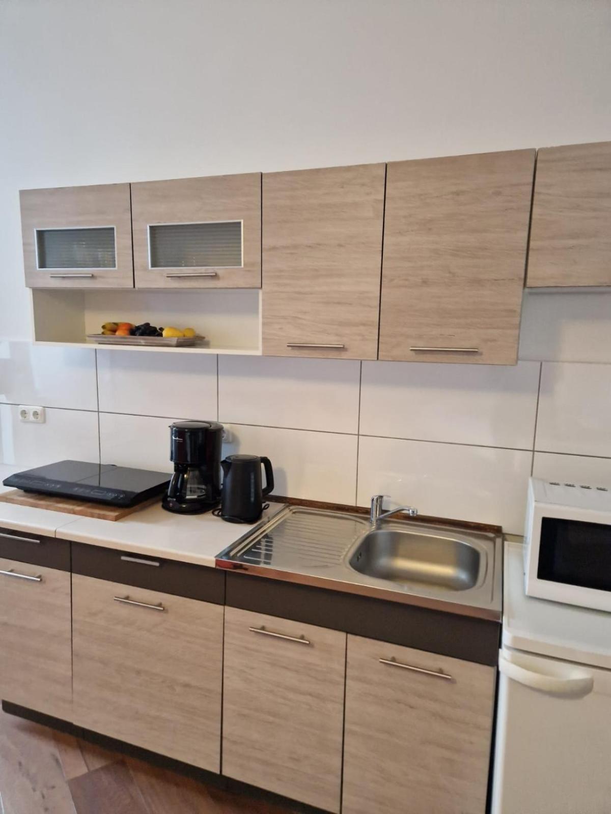 Apartment City Studio For 4, Near Sonnenallee Berlin
