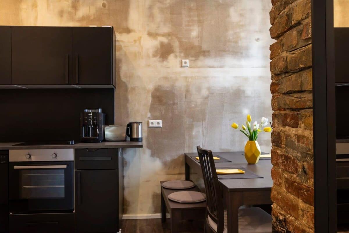 Apartment Shabby Chic Self Checkin And Free Street Parking