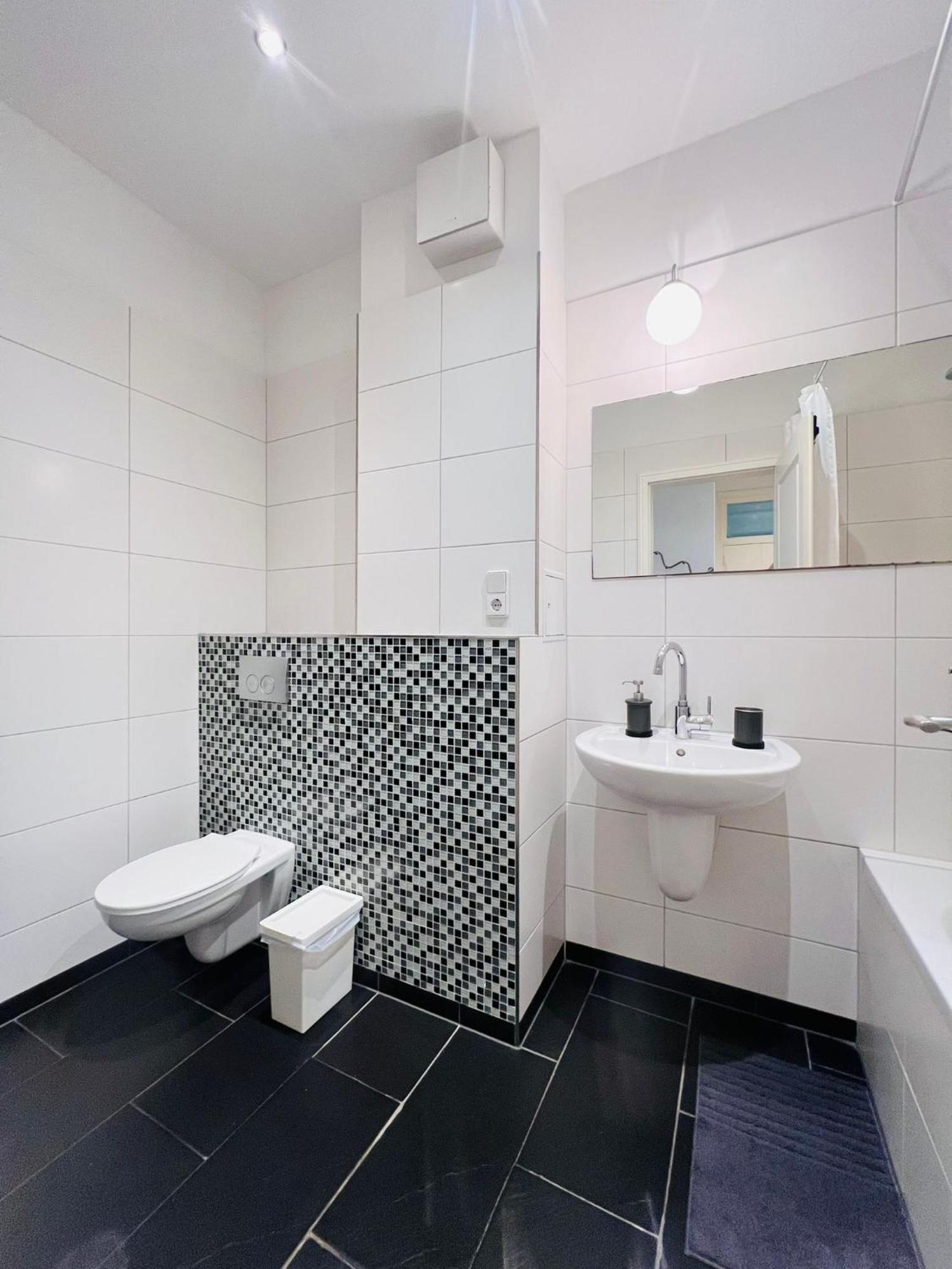 Central City Apartments *