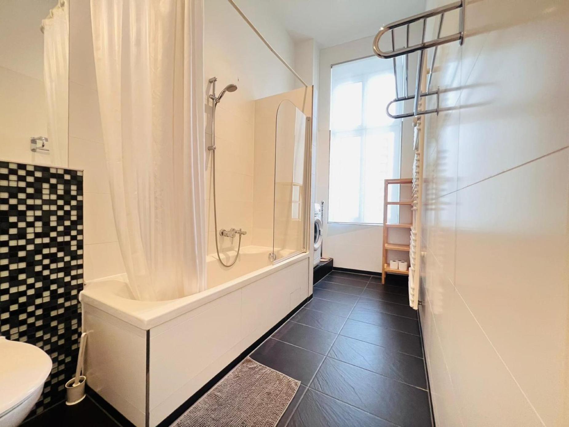 Central City Apartments Apartment