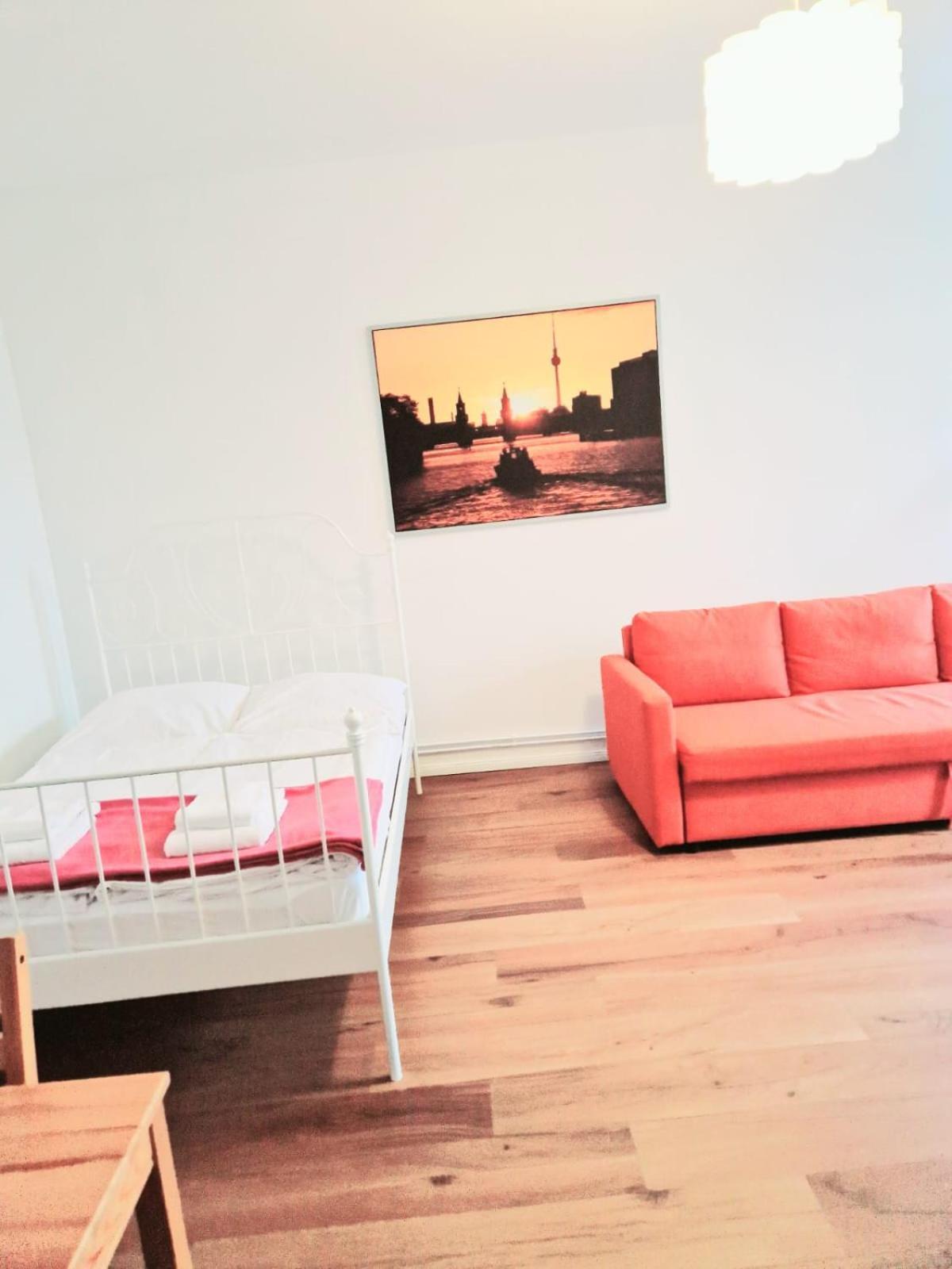Apartment City Studio For 4, Near Sonnenallee