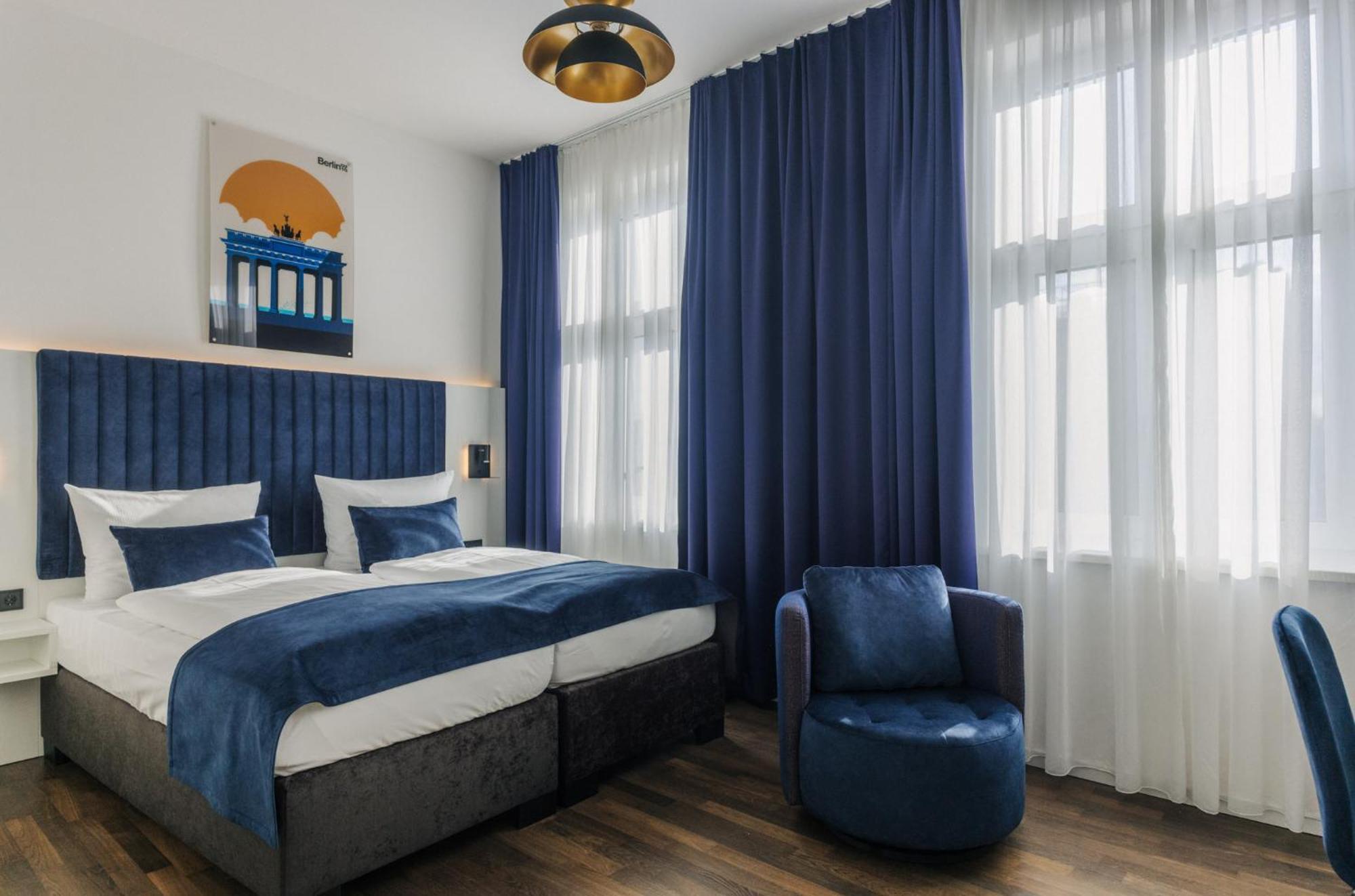 Homaris East Side Hotel