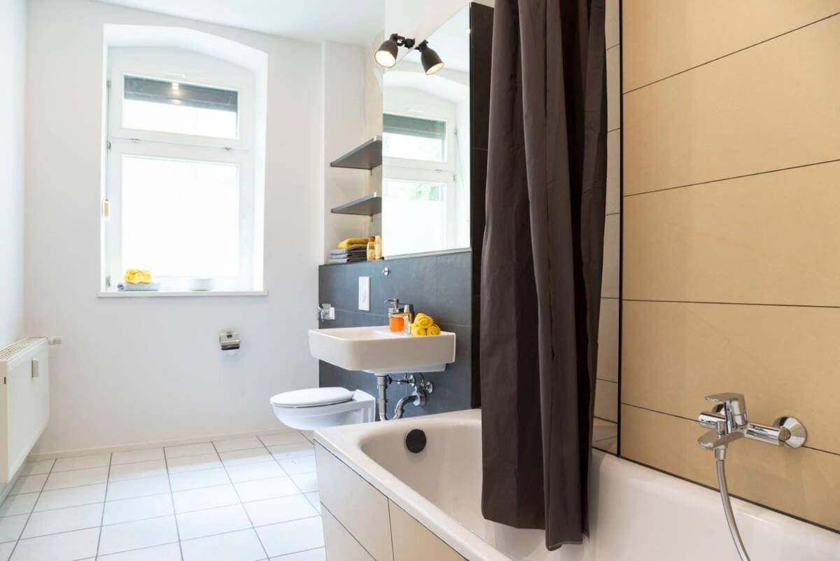 Shabby Chic Self Checkin And Free Street Parking Apartment Berlin