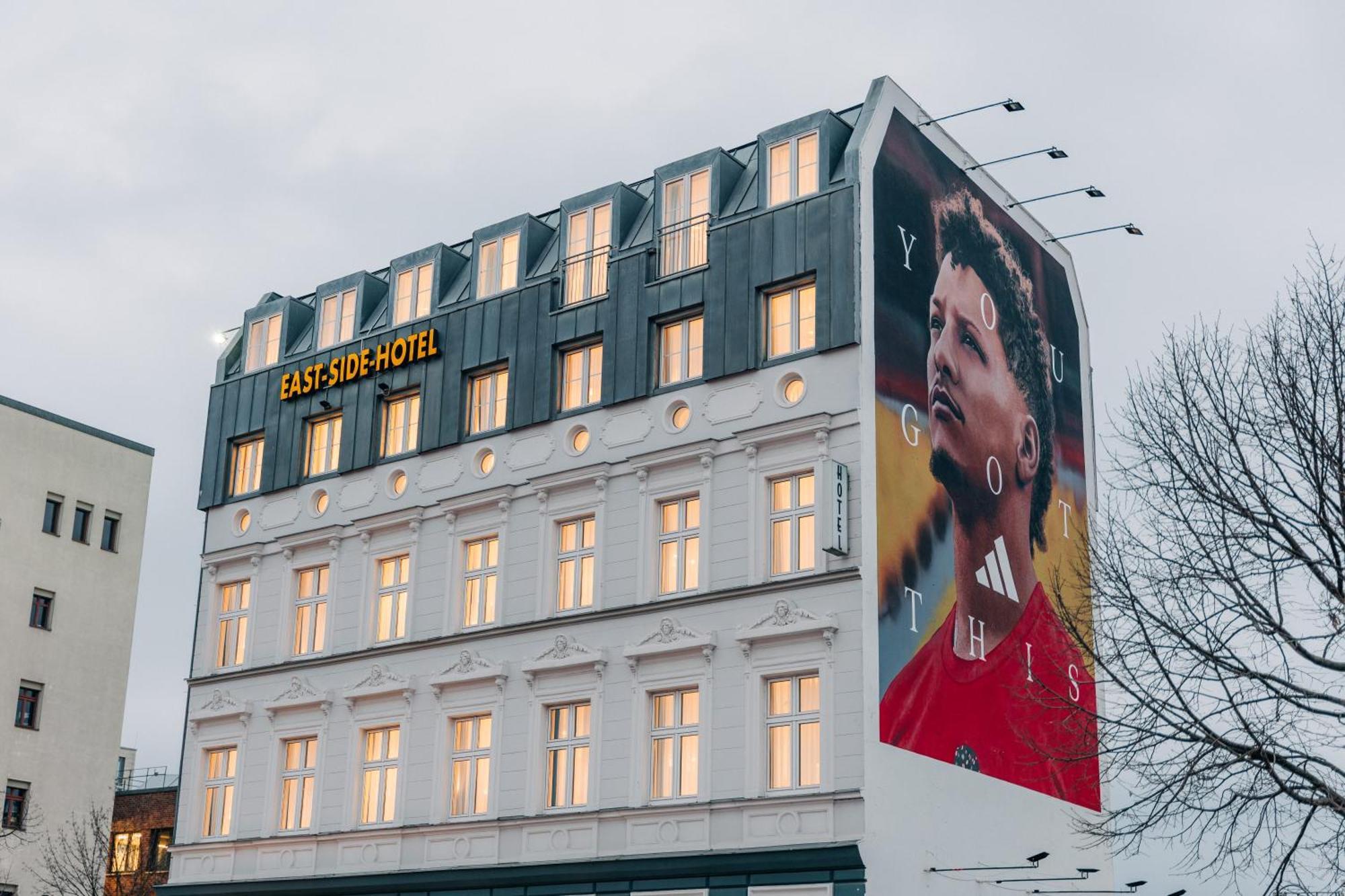 Hotel Homaris East Side