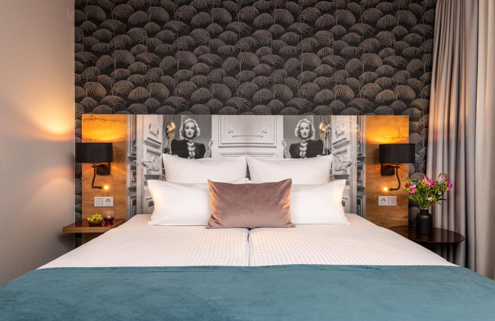 Leonardo Boutique City South Hotel 4*