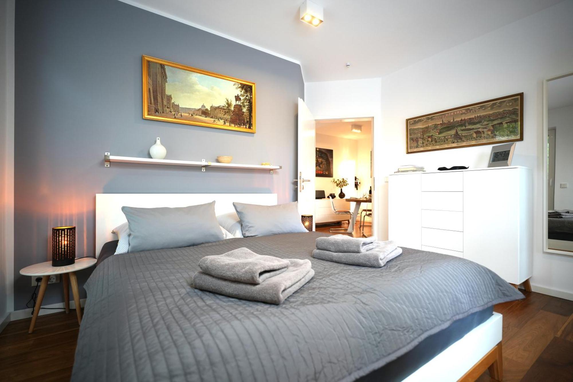 Apartment The Getaway / 80qm In Berlin's Historic Diplomatic Quarter *