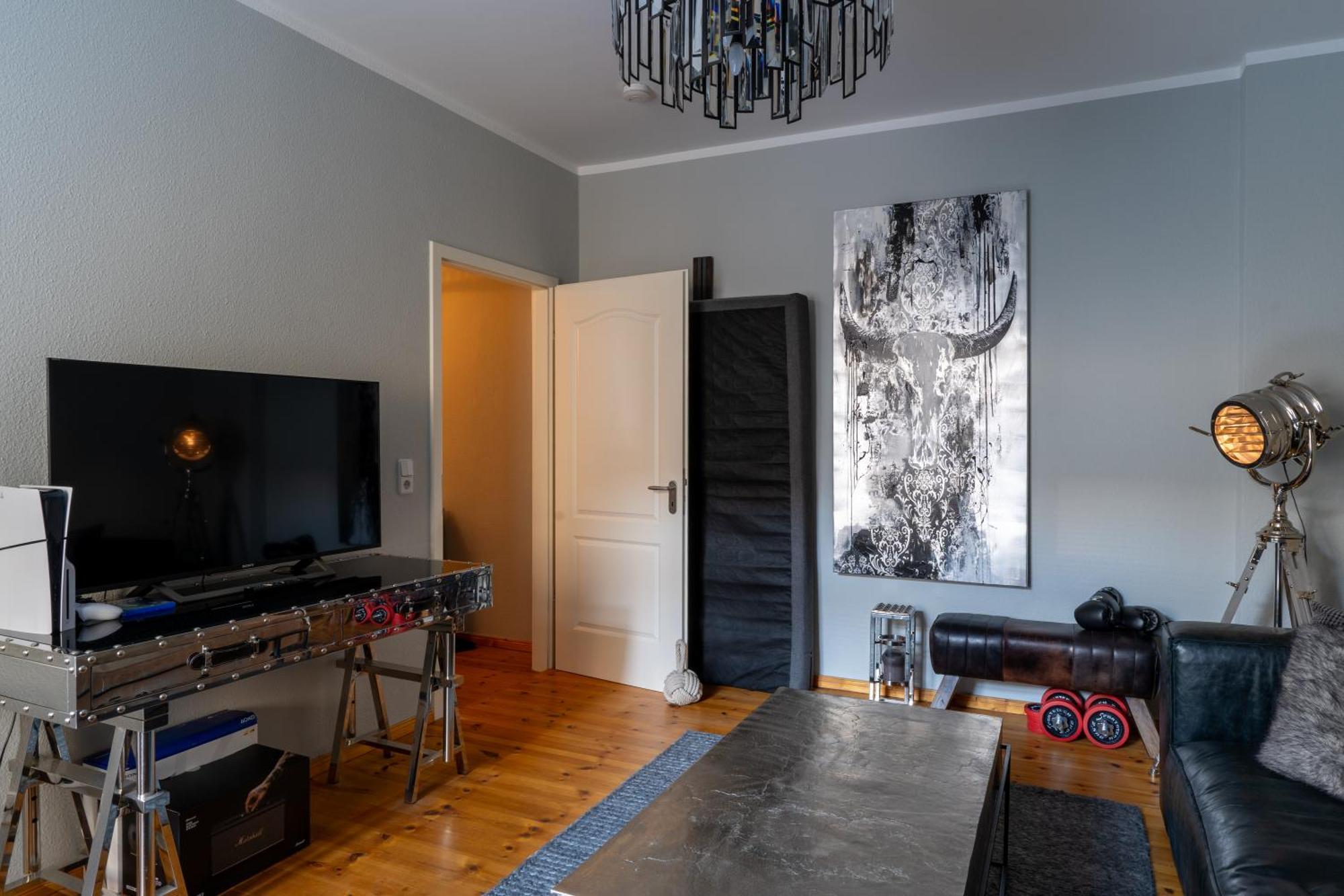Bevoflats Altbauwohnung Mit Balkon Prenzlauer Berg *