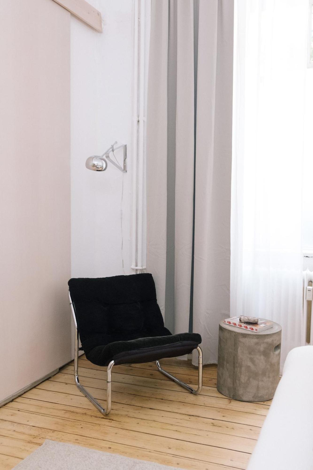 Cosy In Schillerkiez Apartment