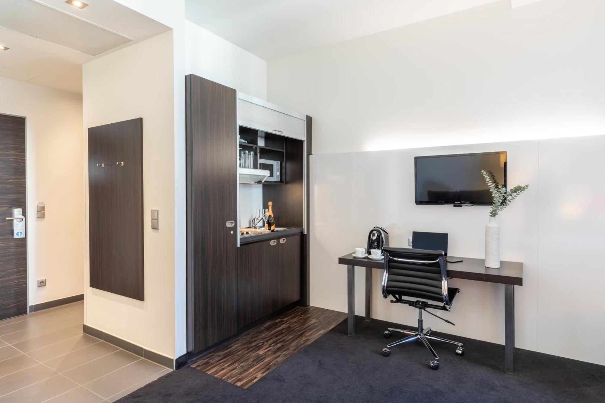 Garner - Mitte By Ihg 4* Berlin