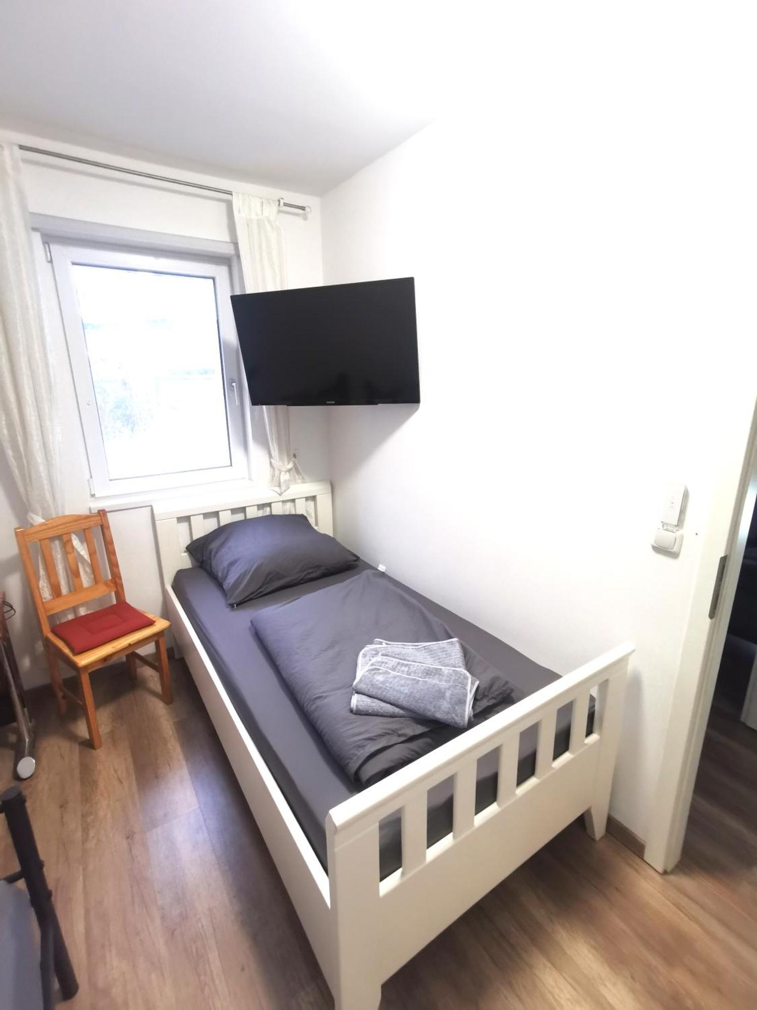 Apartment Monteur-haus Grueber Marzan, Hellersdorf, Lichtenberg Berlin