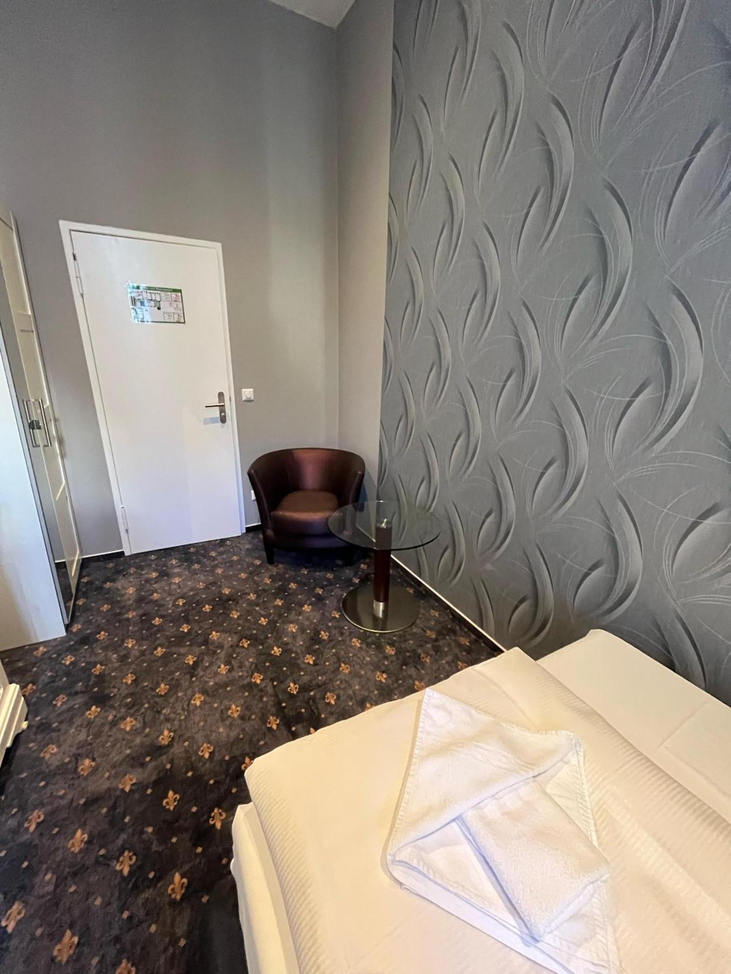 Hotel Gasteiner Hof 2*