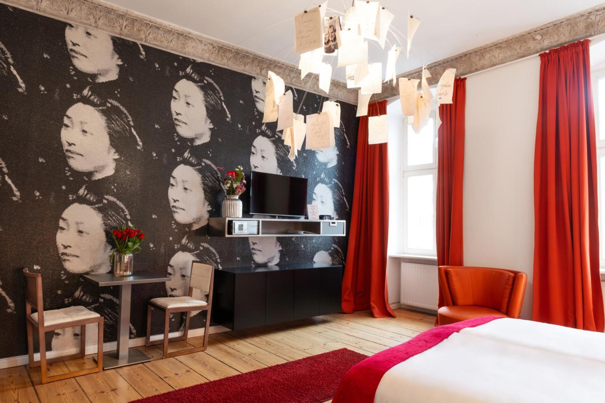 Hotel Adele Am Alex 3*