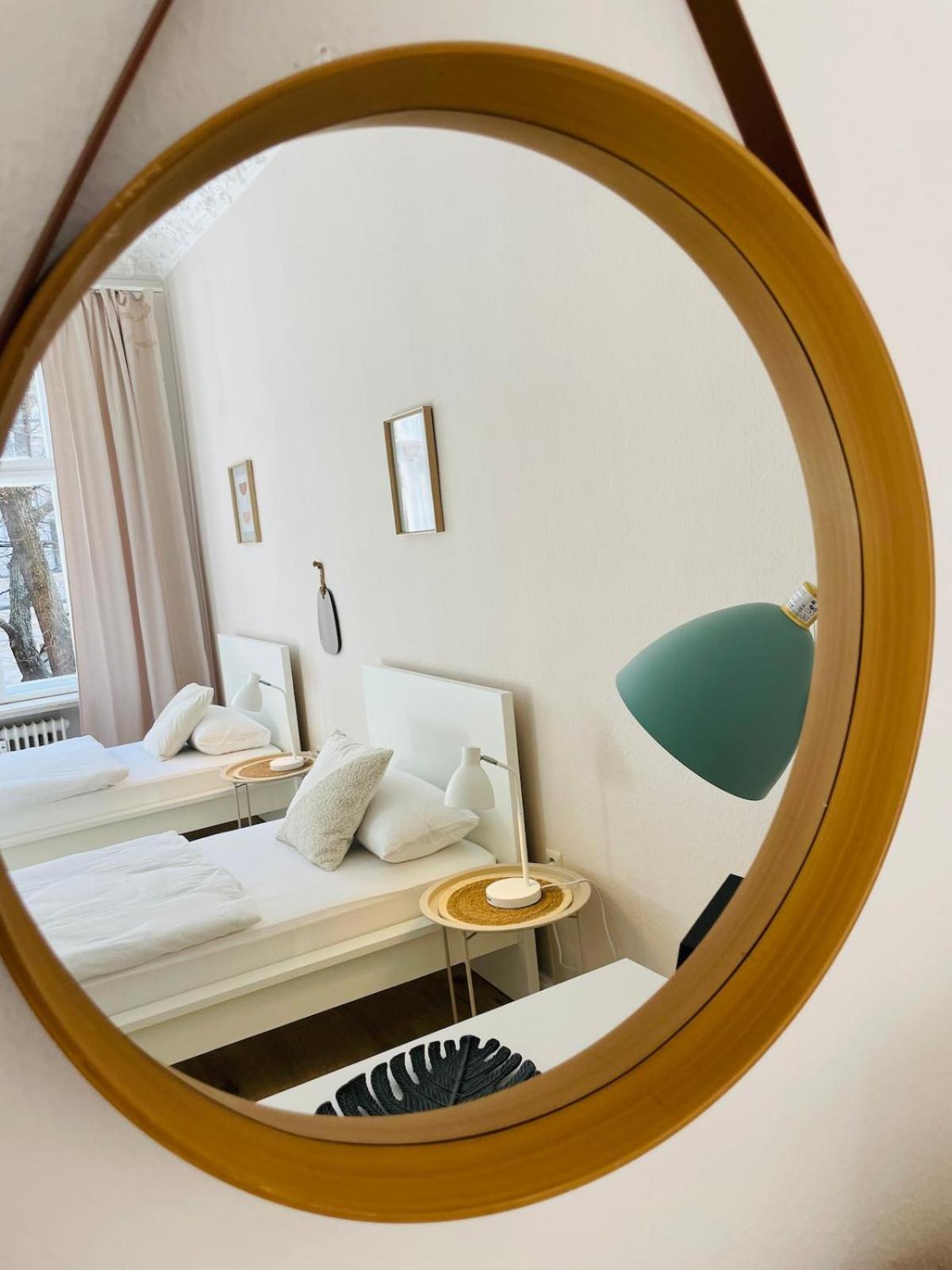 Urban Living Im Kiez Von Neukoelln 3zi 100qm Apartment Berlin
