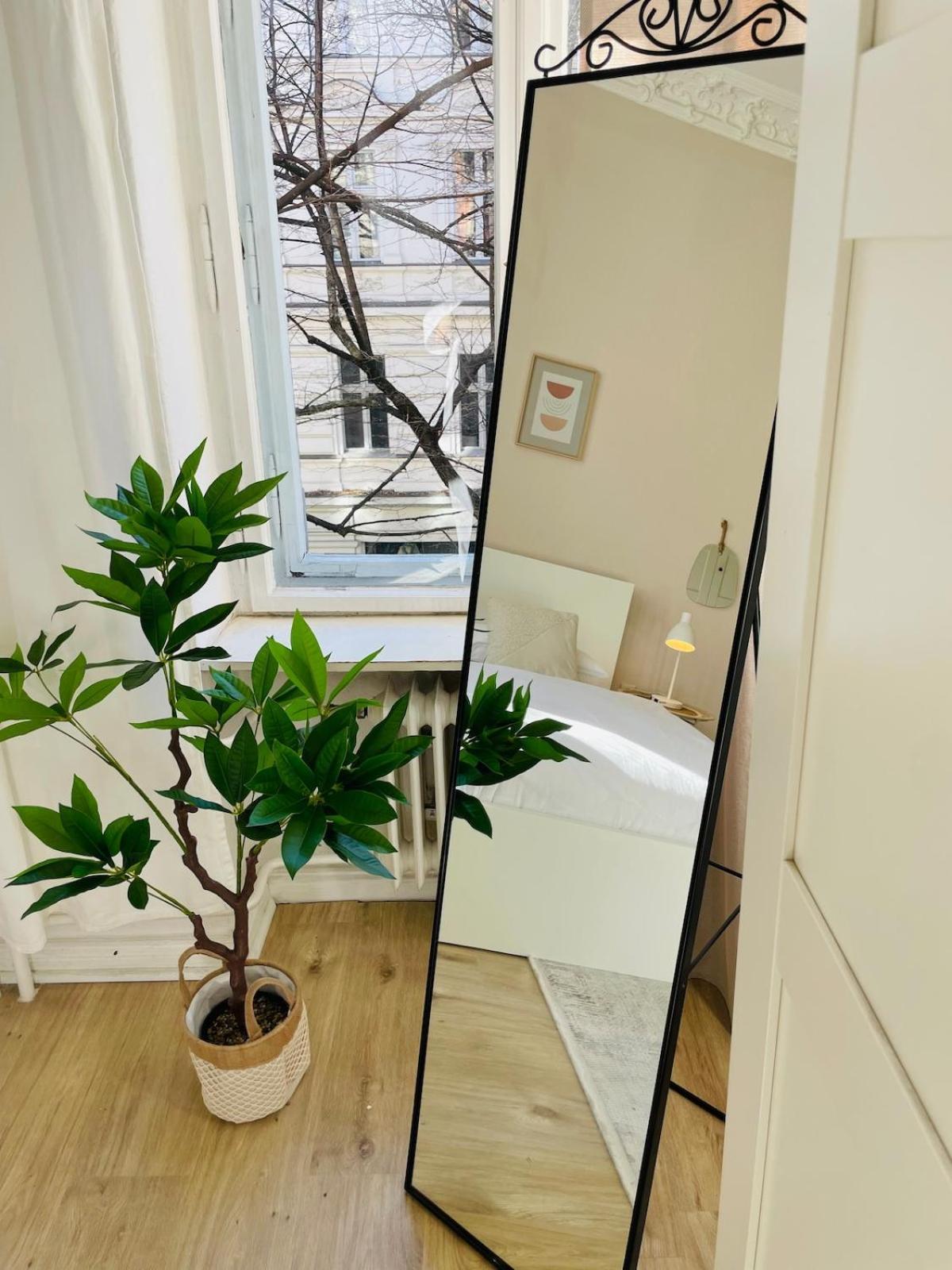 Apartment Urban Living Im Kiez Von Neukoelln 3zi 100qm Berlin