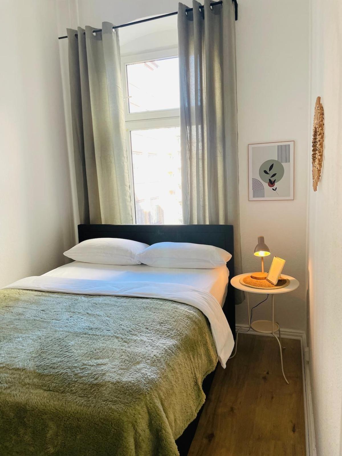 Apartment Urban Living Im Kiez Von Neukoelln 3zi 100qm Berlin