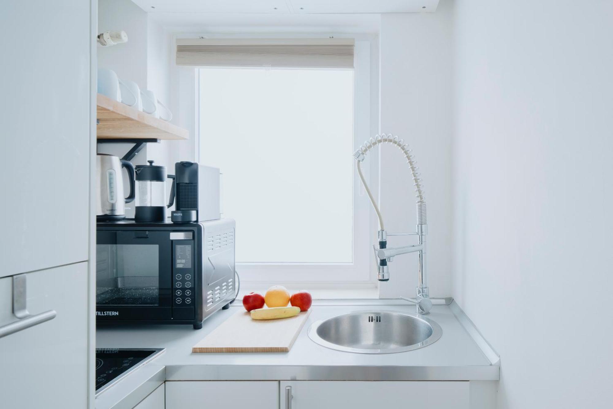 Lovely With Balcony - Cozy , Near Kadewe & Kurfuerstendamm Apartment Berlin