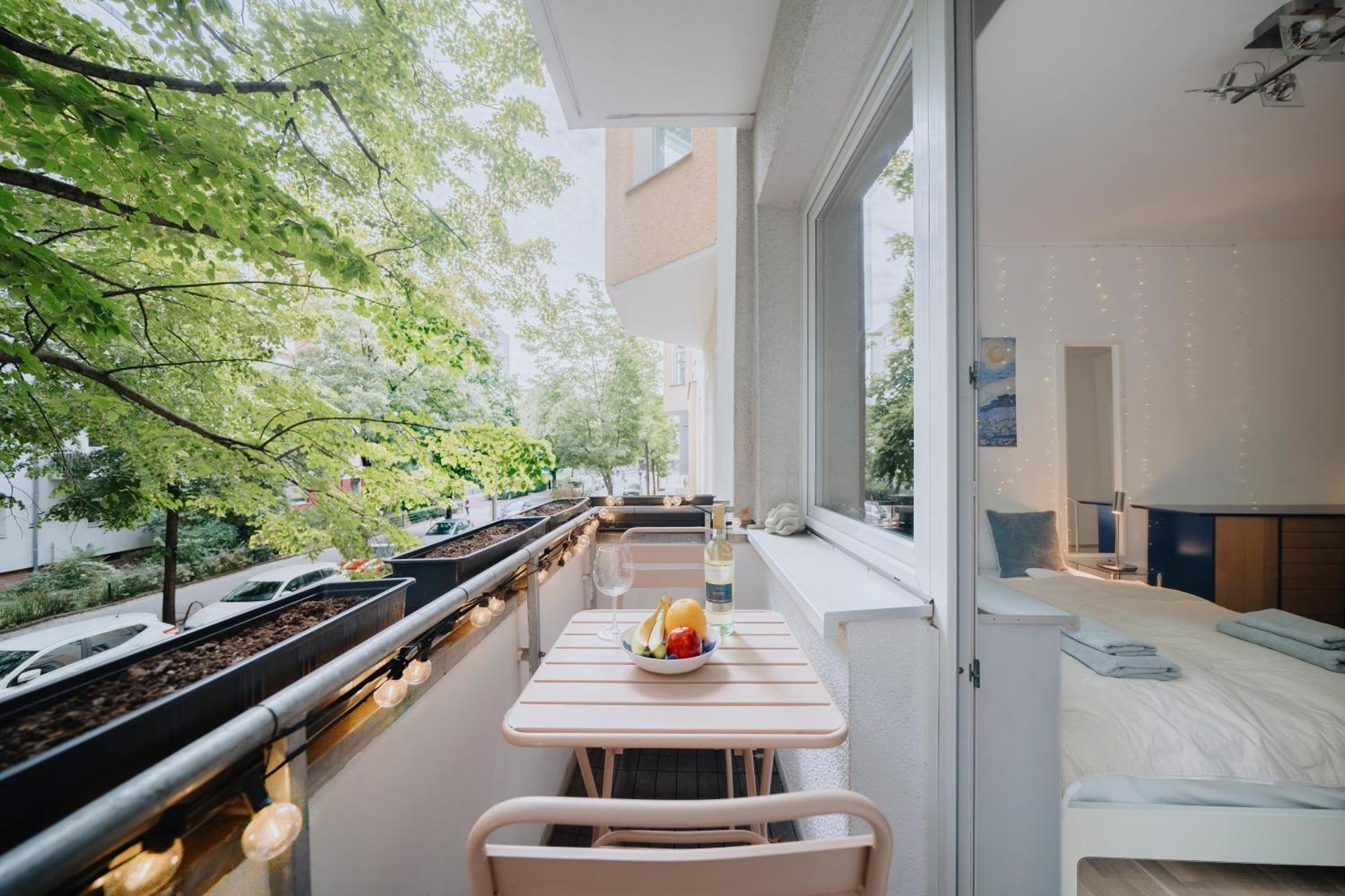 Lovely With Balcony - Cozy , Near Kadewe & Kurfuerstendamm