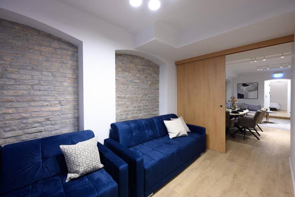 Huge Designer In Mitte 120 Sqm Lejlighed *
