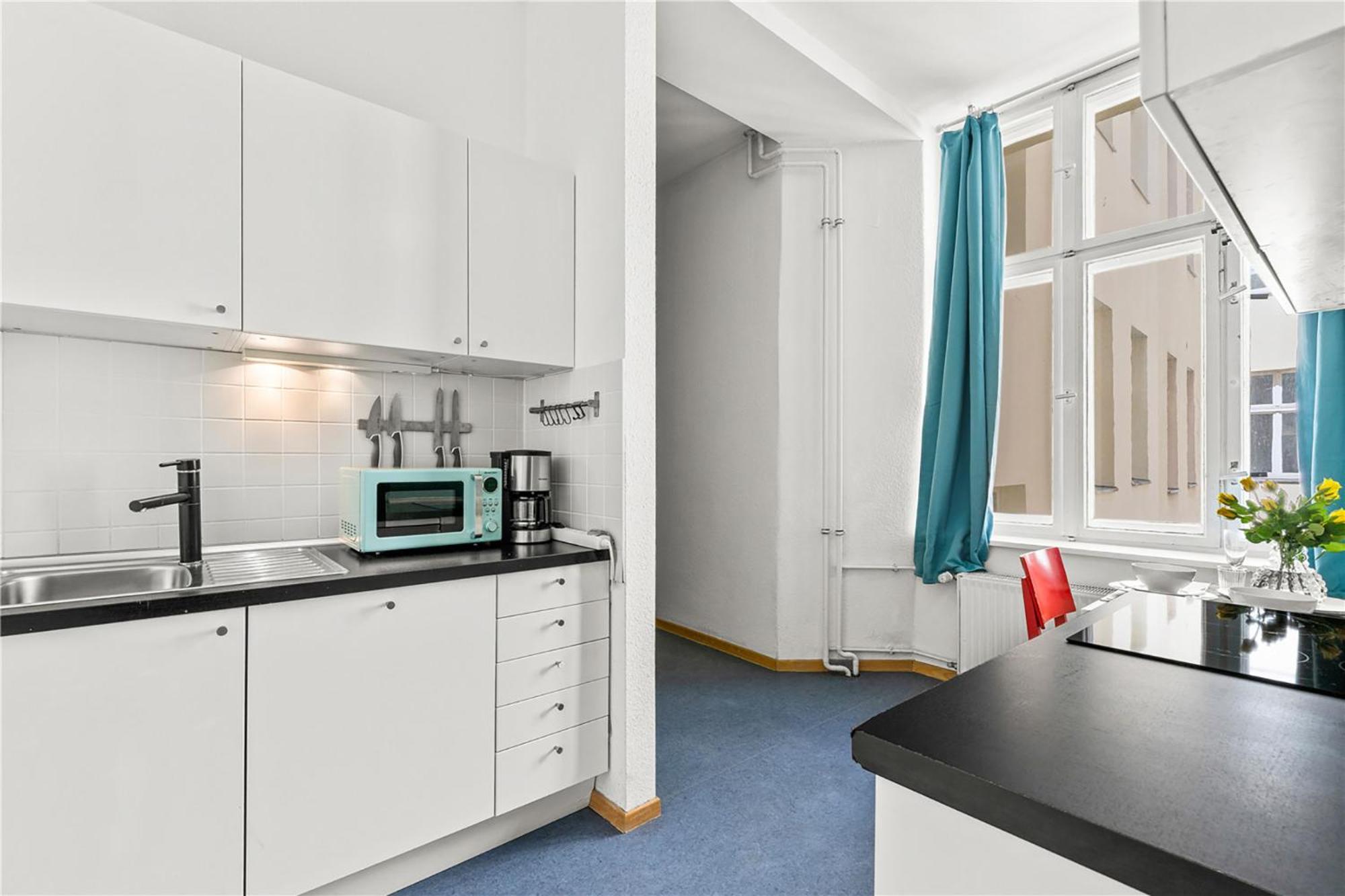 33 Efg Schoenhauser Allee Mit Balkon Berlin