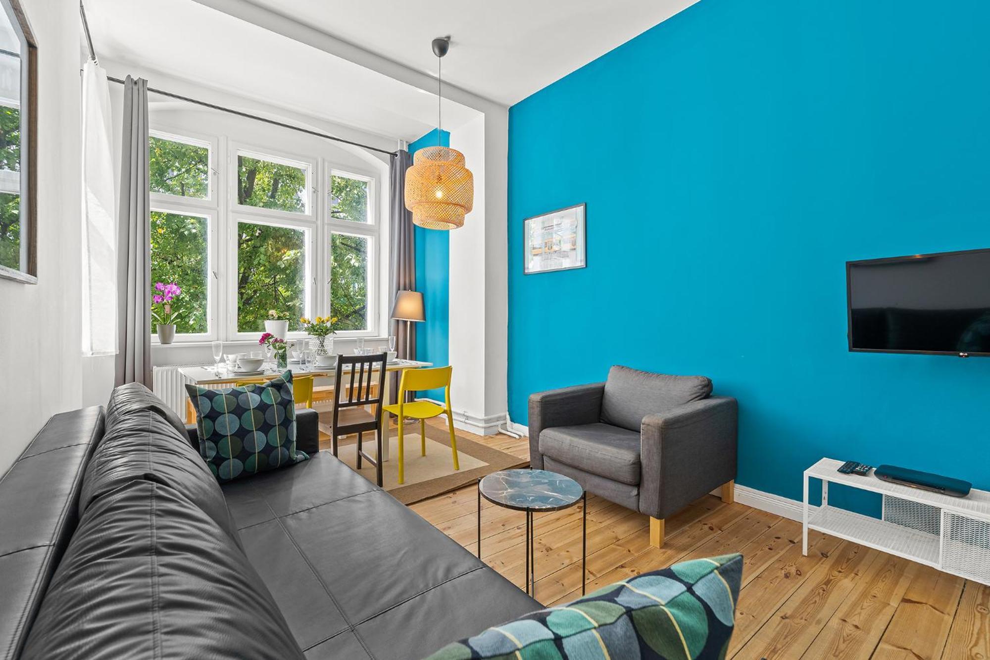 33 Efg Schoenhauser Allee Mit Balkon