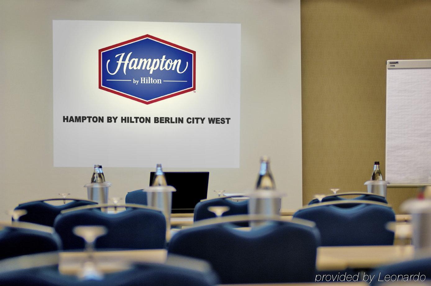 Hampton By Hilton West 3*