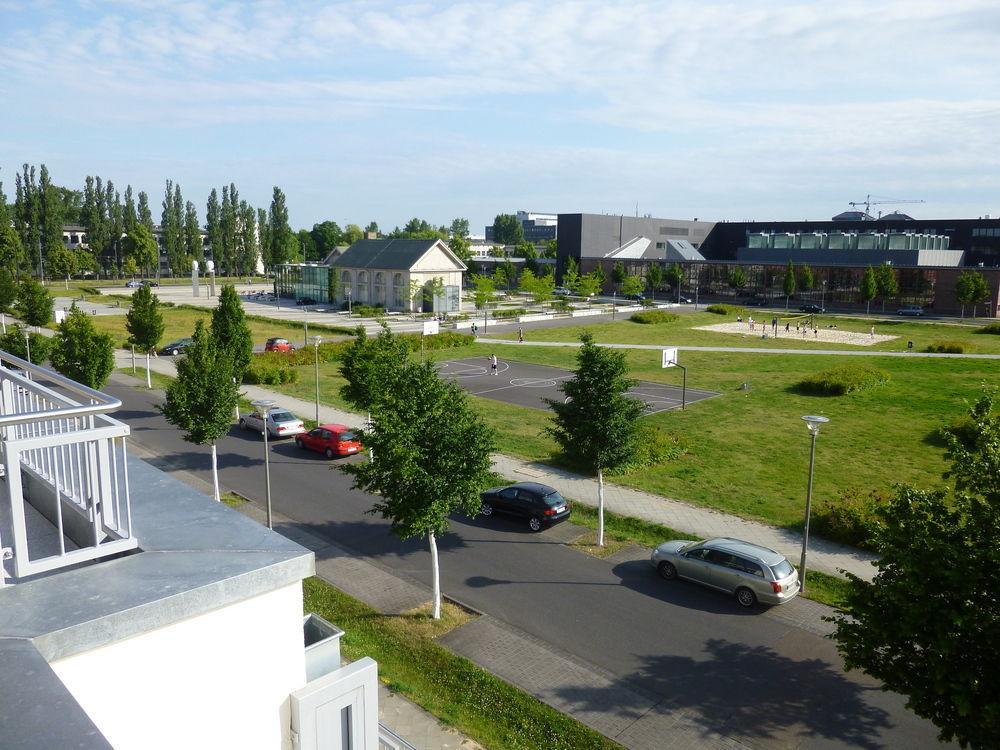 Adapt - Adlershof