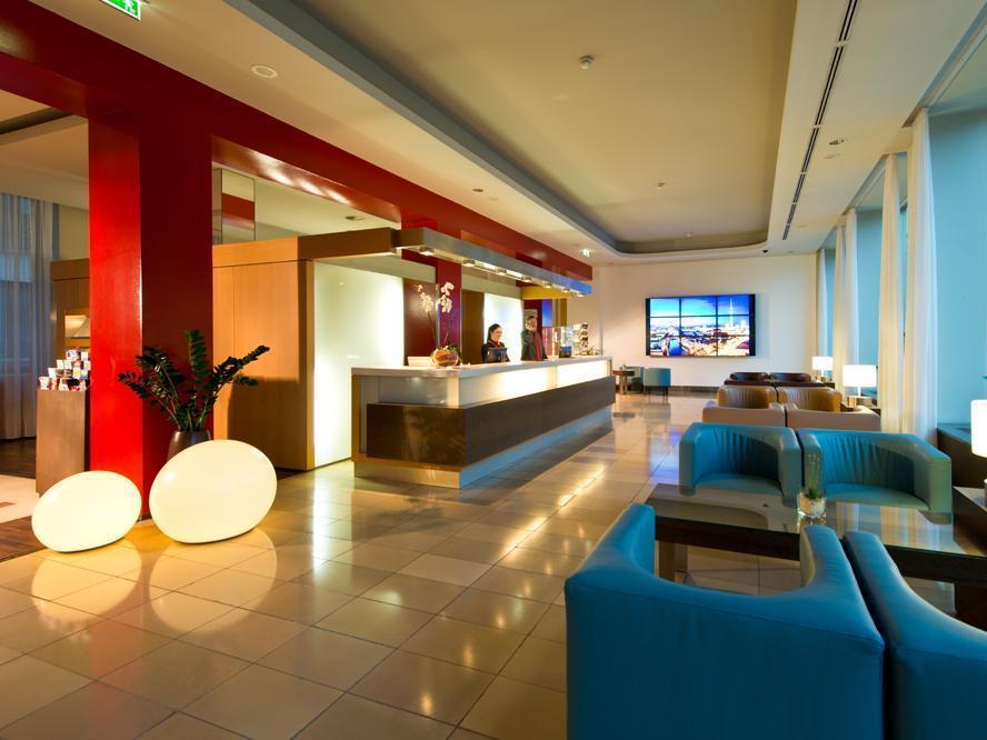 Adrema 4* Berlin