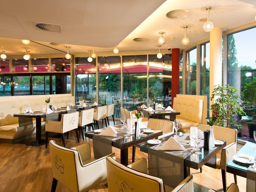 Adrema Hotel 4*